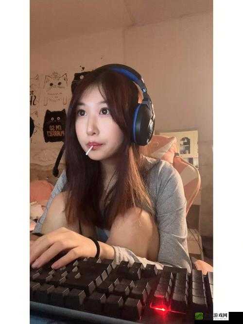 老外玩 CSGO 的妹子：枪林弹雨中的飒爽英姿